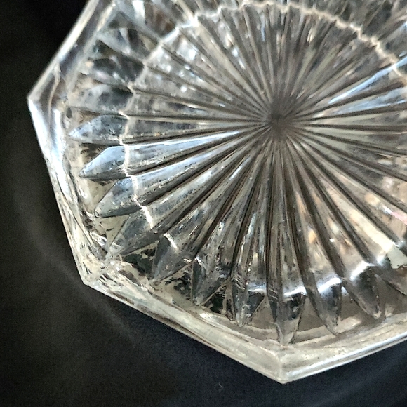 EAPG Spooner Vintage Pressed Glass Vintage Vase Higbee Pineapple Or Iris Pattern - Picture 11 of 15